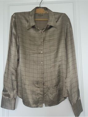 Patrick Christopher  so beautiful pure silk tan plaid button down shirt sz.6